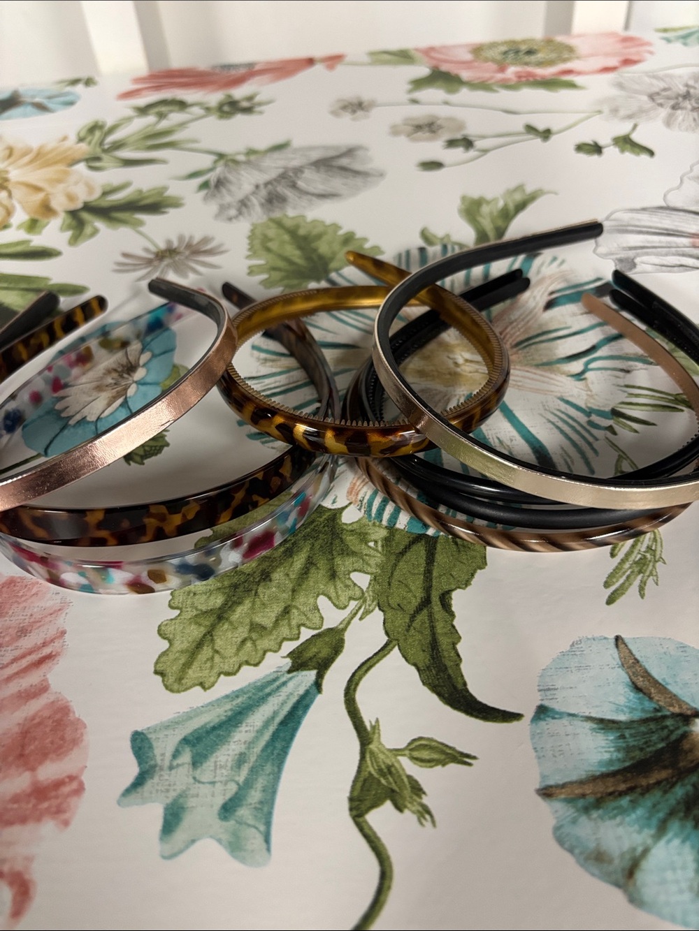 8 Mixed Set of Women’s Fashion Headbands NWOT